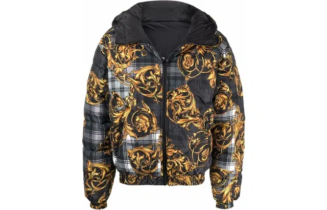 VERSACE