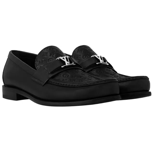 LOUIS VUITTON Major