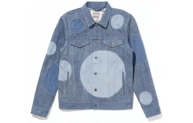 Levis