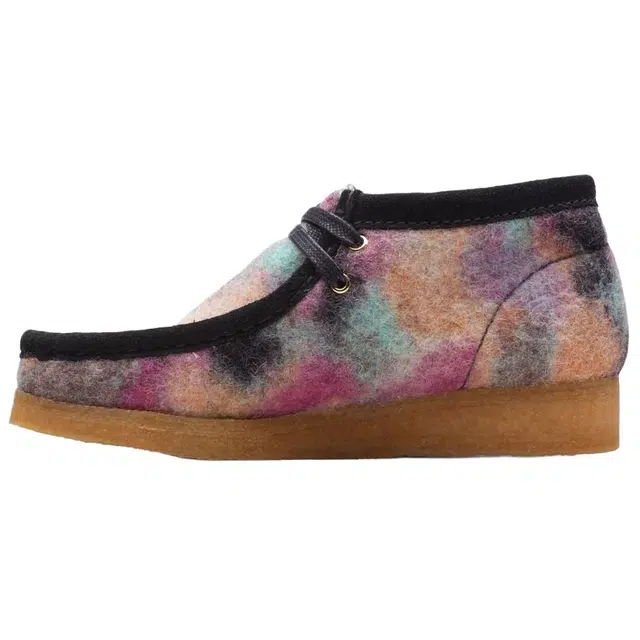 Clarks Wallabee