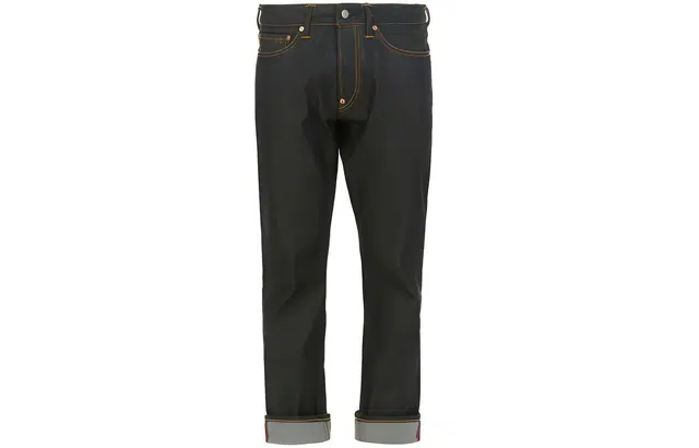 EVISU M