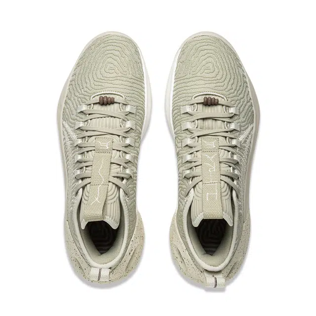 LiNing ULTRA LOW