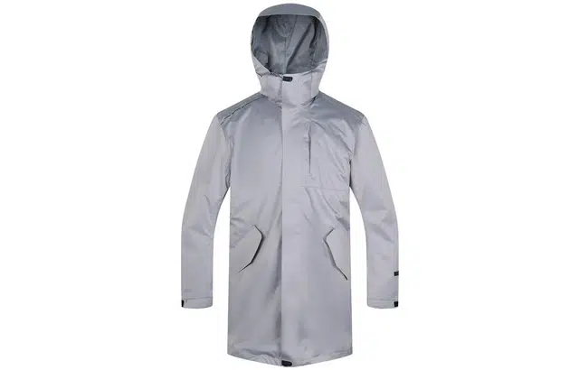 探路者  防水抓绒内胆连帽休闲运动长袖  防水冲锋衣 男款