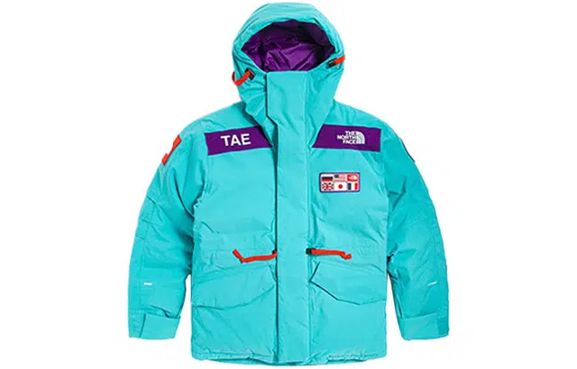 THE NORTH FACE
