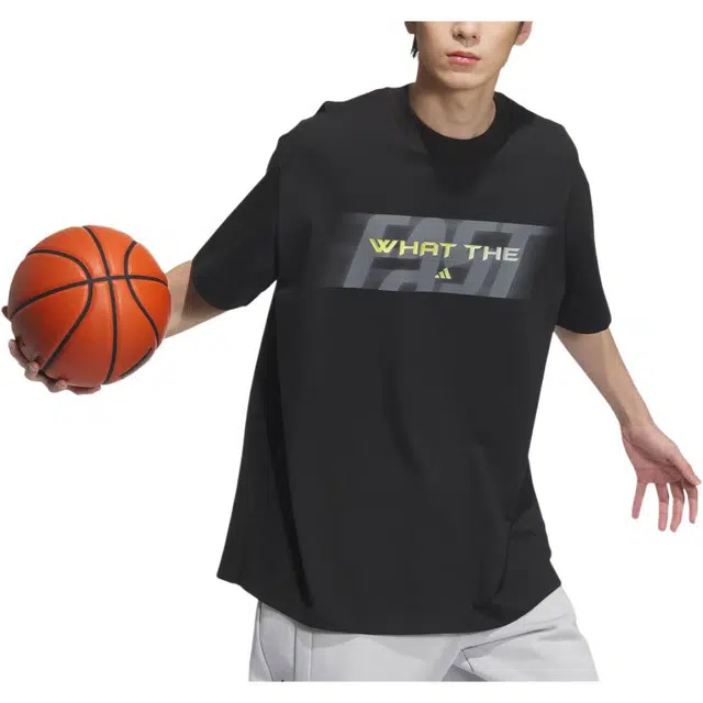 adidas BASKETBALL GRAPHIC T