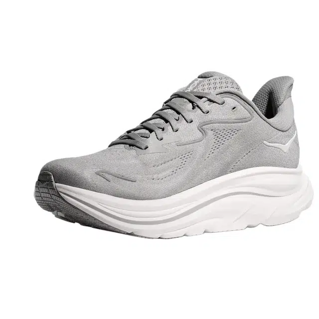 HOKA ONE ONE CLIFTON 10