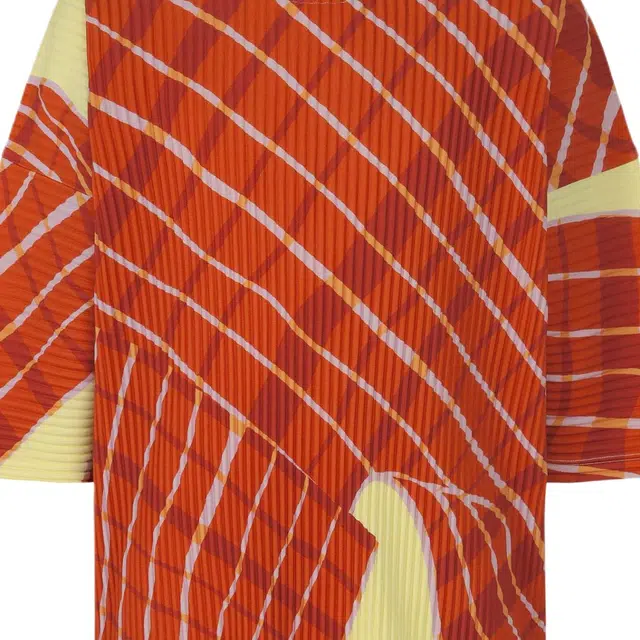 Homme Pliss Issey Miyake SS25 T