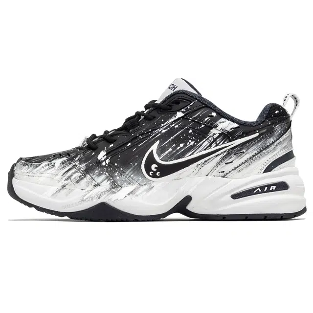 Nike Air Monarch 4