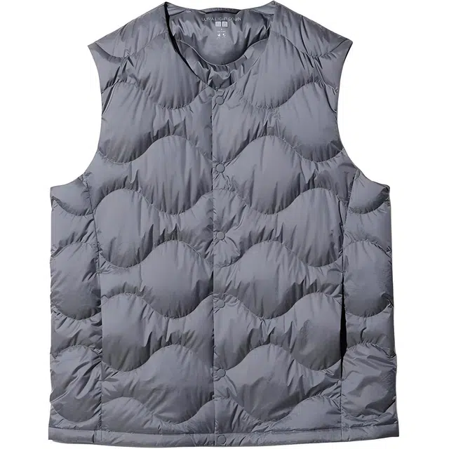 UNIQLO V-Neck Vest