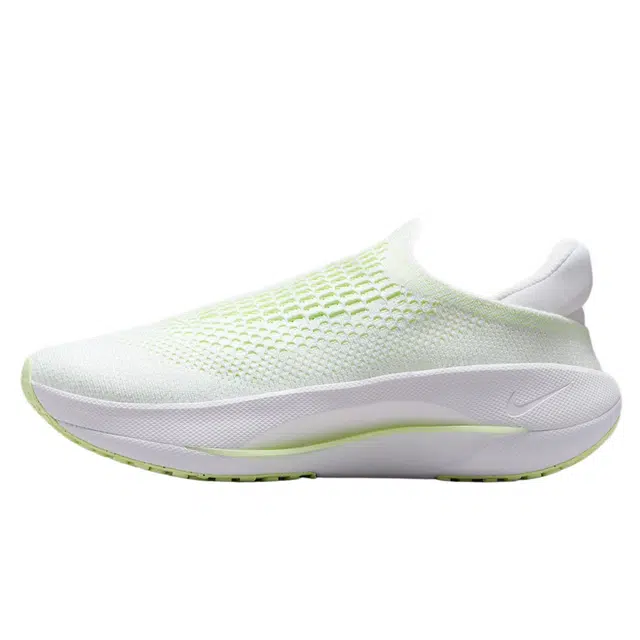 Nike Reina EasyOn