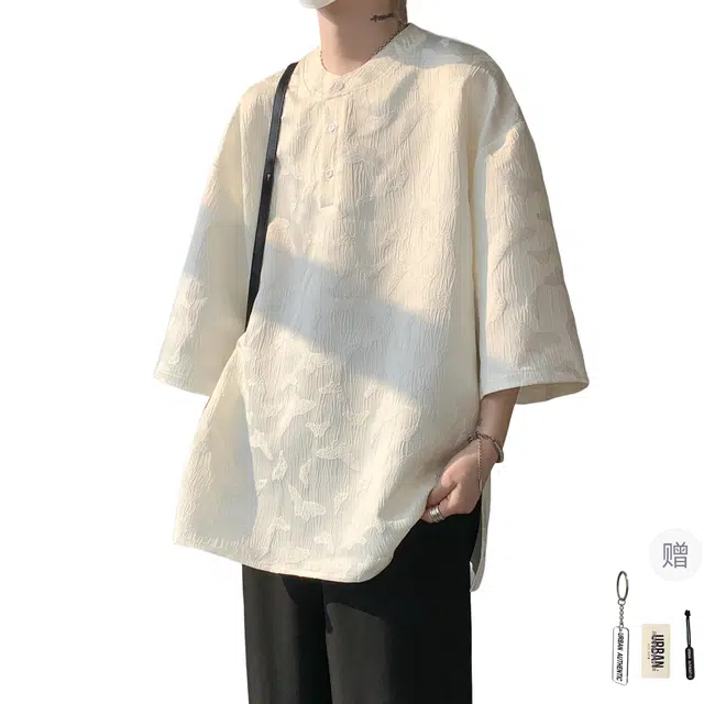 URBAN AUTHENTIC T