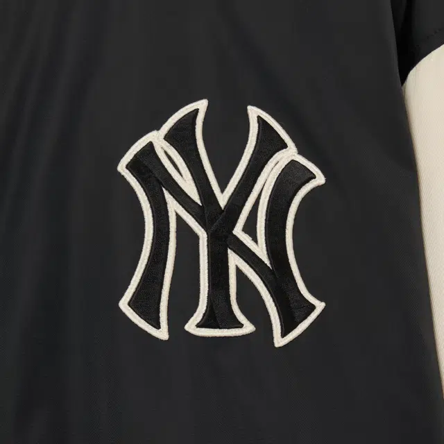 MLB