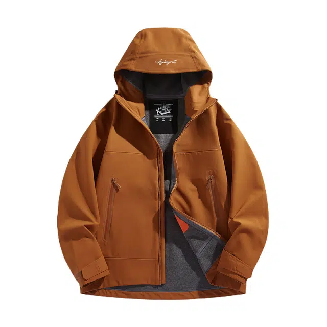 雅鹿  字母印花纯色山系户外徒步大口袋连帽防水防风保暖舒适加绒长袖外套 冲锋衣 男女同款