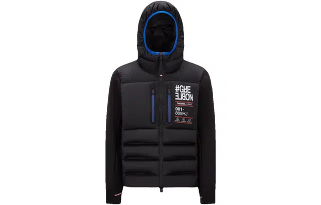 Moncler FW22 Logo
