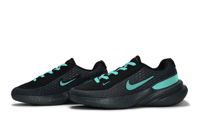 Nike Uplift SC 811