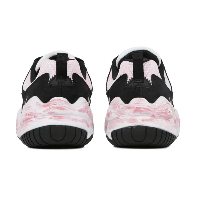 Nike Tech Hera