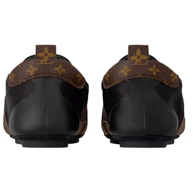 LOUIS VUITTON Sneakerina