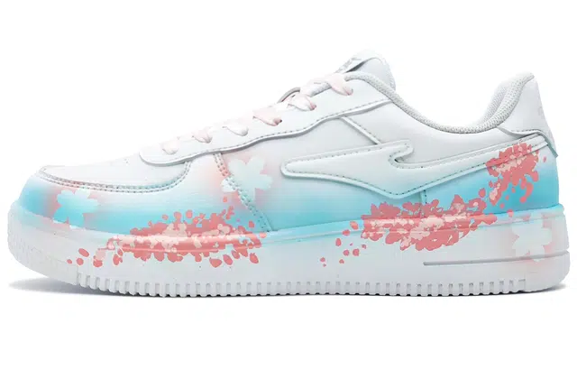 【定制球鞋】鸿星尔克 空军一号 北海樱花 蔚蓝 花飞漫舞 涂鸦艺术 舒适百搭 防滑减震耐磨 低帮 板鞋 男女同款 白蓝粉