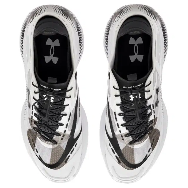 Under Armour Echo