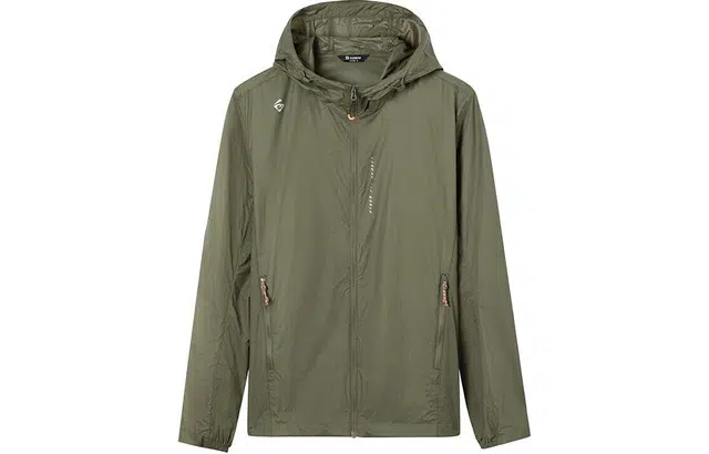 探路者 纯色连帽休闲透气舒适防晒服 男款 军绿