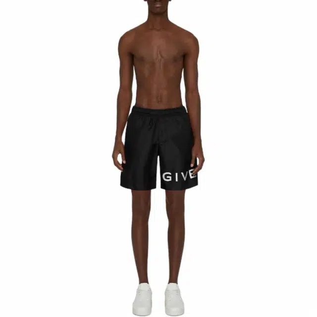 GIVENCHY FW22 Logo