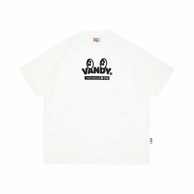 Vandy The Pink T