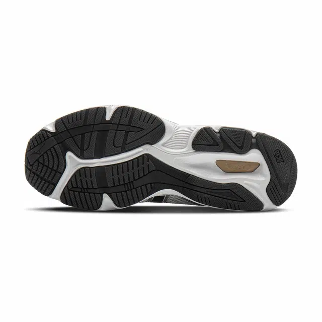 Mizuno SPARK CN