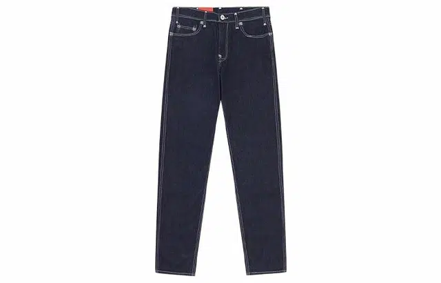 levis Red