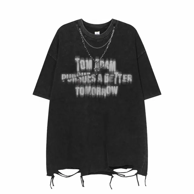TOM ADAM T