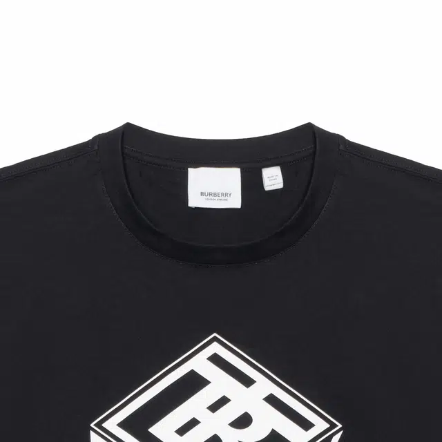 Burberry Logo Graphic Cotton Tshirt T