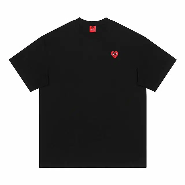 DIBINSAI STUDIO x CHARLES JANG'S HAPPY HEART T