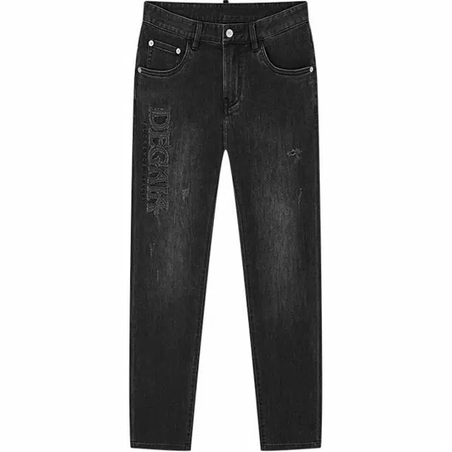 DEGAIA SS25