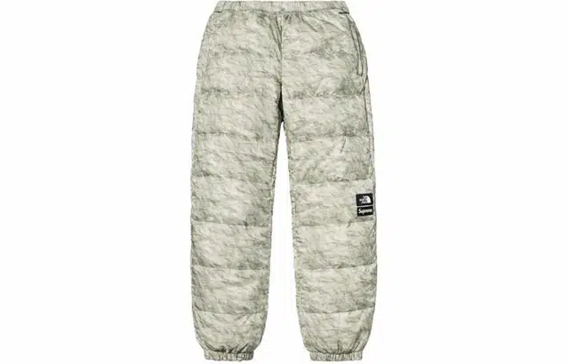 SupremexTHE NORTH FACE TNF 19