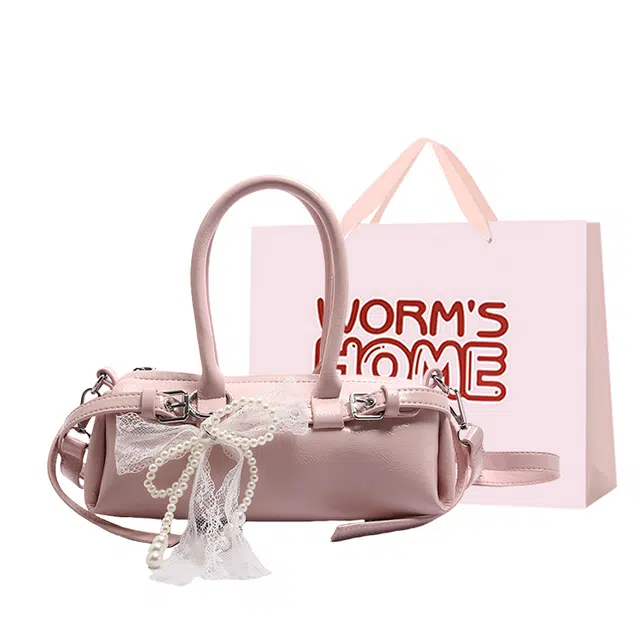 WORM'S HOME PU