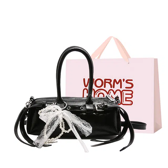 WORM'S HOME PU