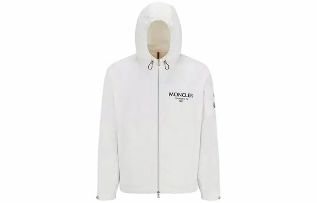 Moncler FW23 Granero Short Down Jacket