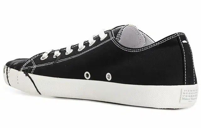 Maison Margiela Tabi