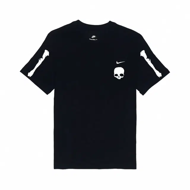 Nike Sportswear T