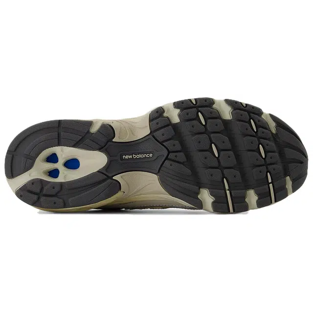 New Balance NB 740