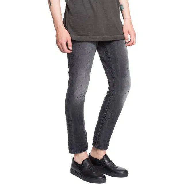 White Mountaineering