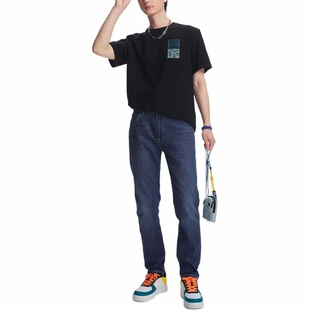 Lee