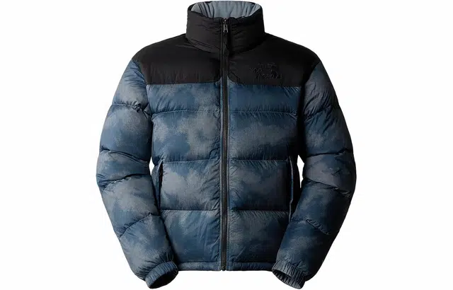 THE NORTH FACE 1992 CRINKLE REVERSIBLE NUPTSE JACKET Logo
