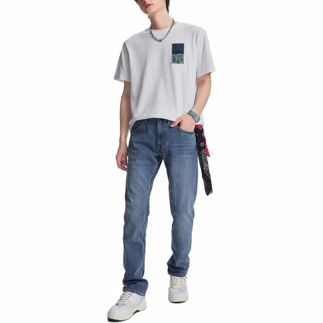Lee