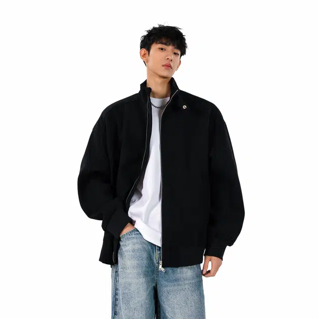 URBAN AUTHENTIC