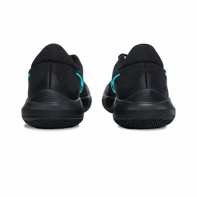 Nike Precision 6