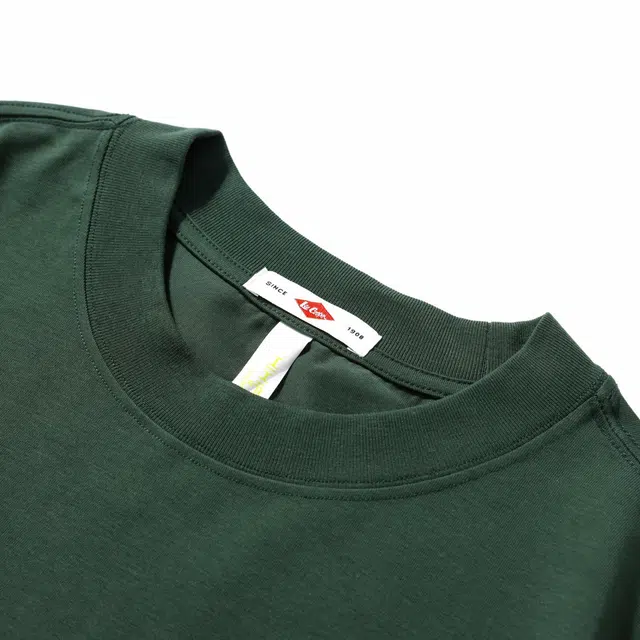 Lee Cooper T
