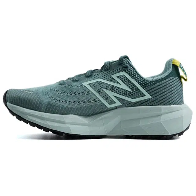 New Balance NB FuelCell Venym