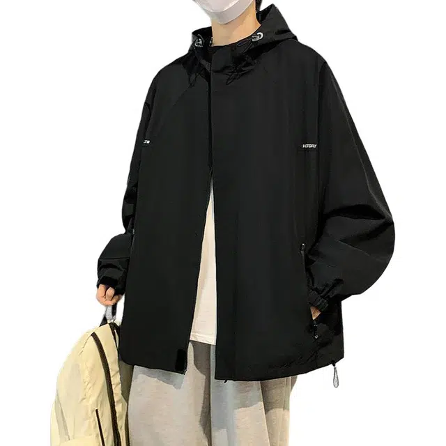 雅鹿优选 连帽宽松工装潮牌山系户外防水纯色夹克外套 男款