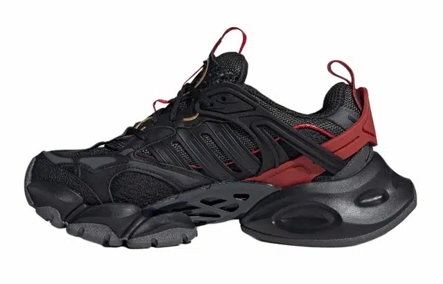 adidas XLG Runner Deluxe