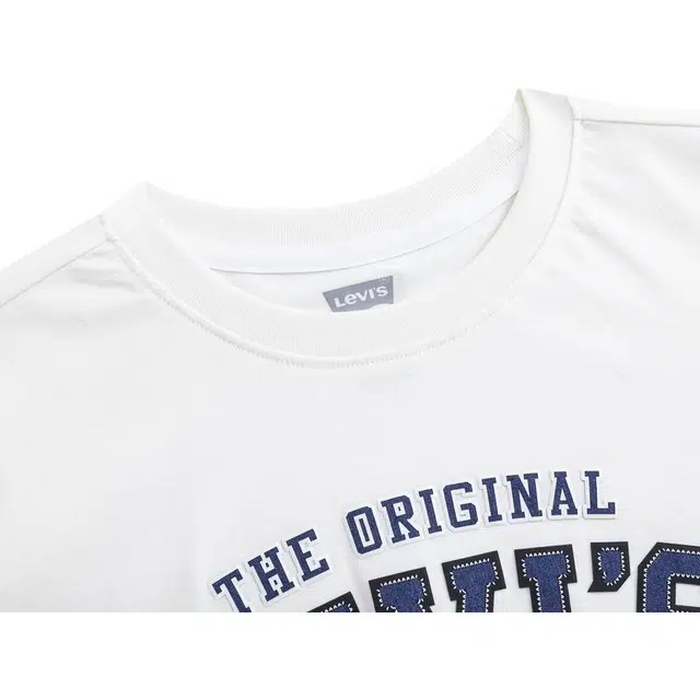 Levi's T
